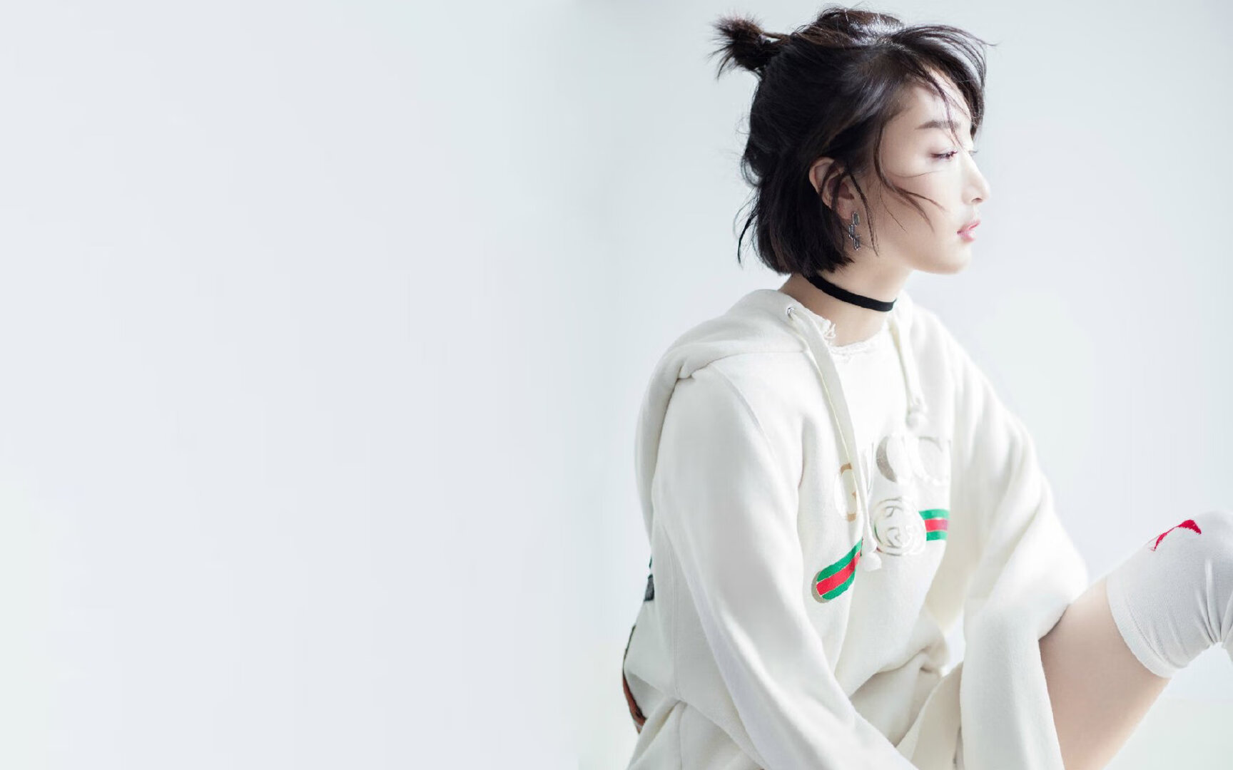 “青少年足球公益活动在边远地区落地，普及足球运动”，开展青少年足球运动的意义