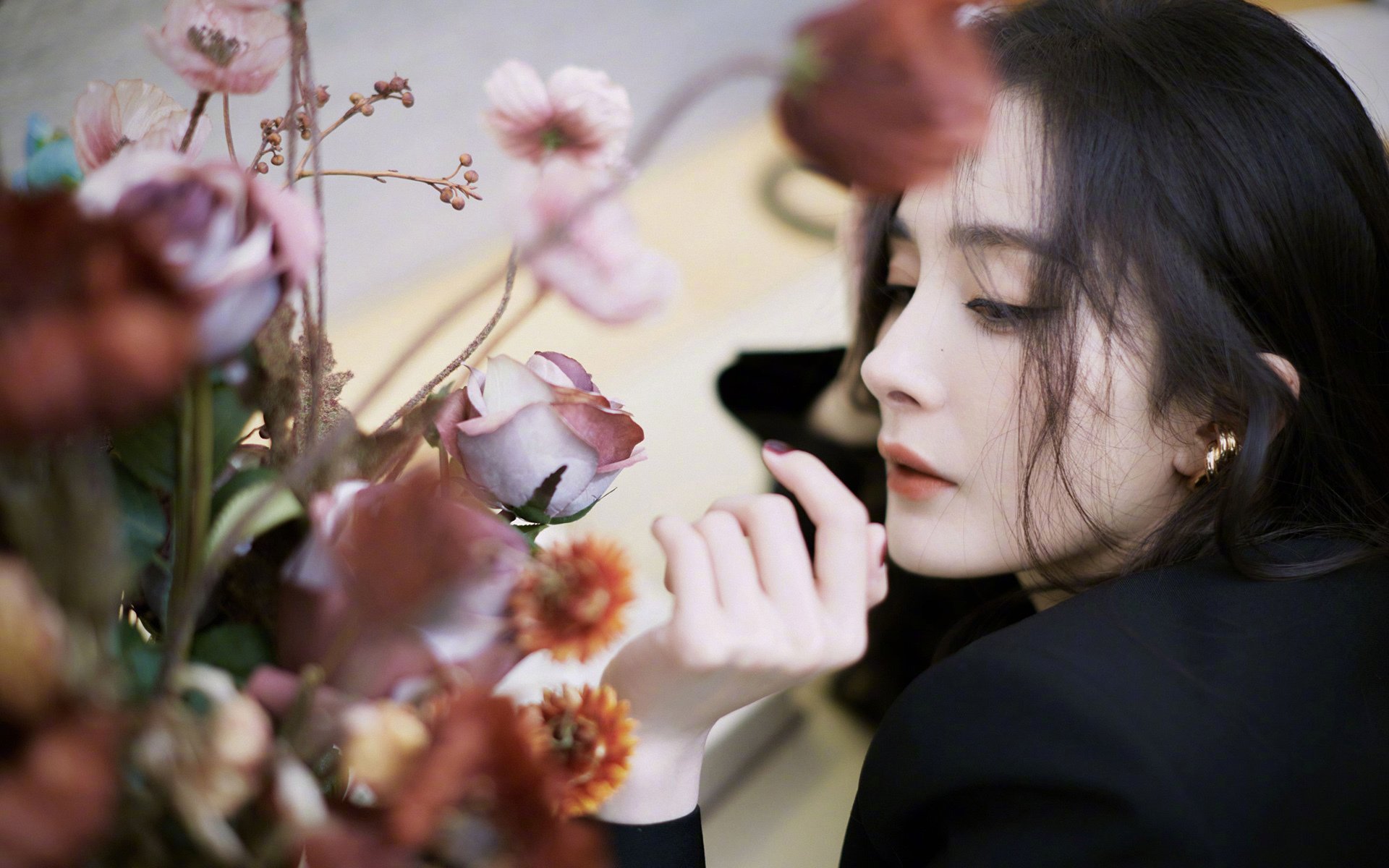 德甲:多特客场2-1逆转,追赶拜仁压力日益剧增,德超杯多特对拜仁