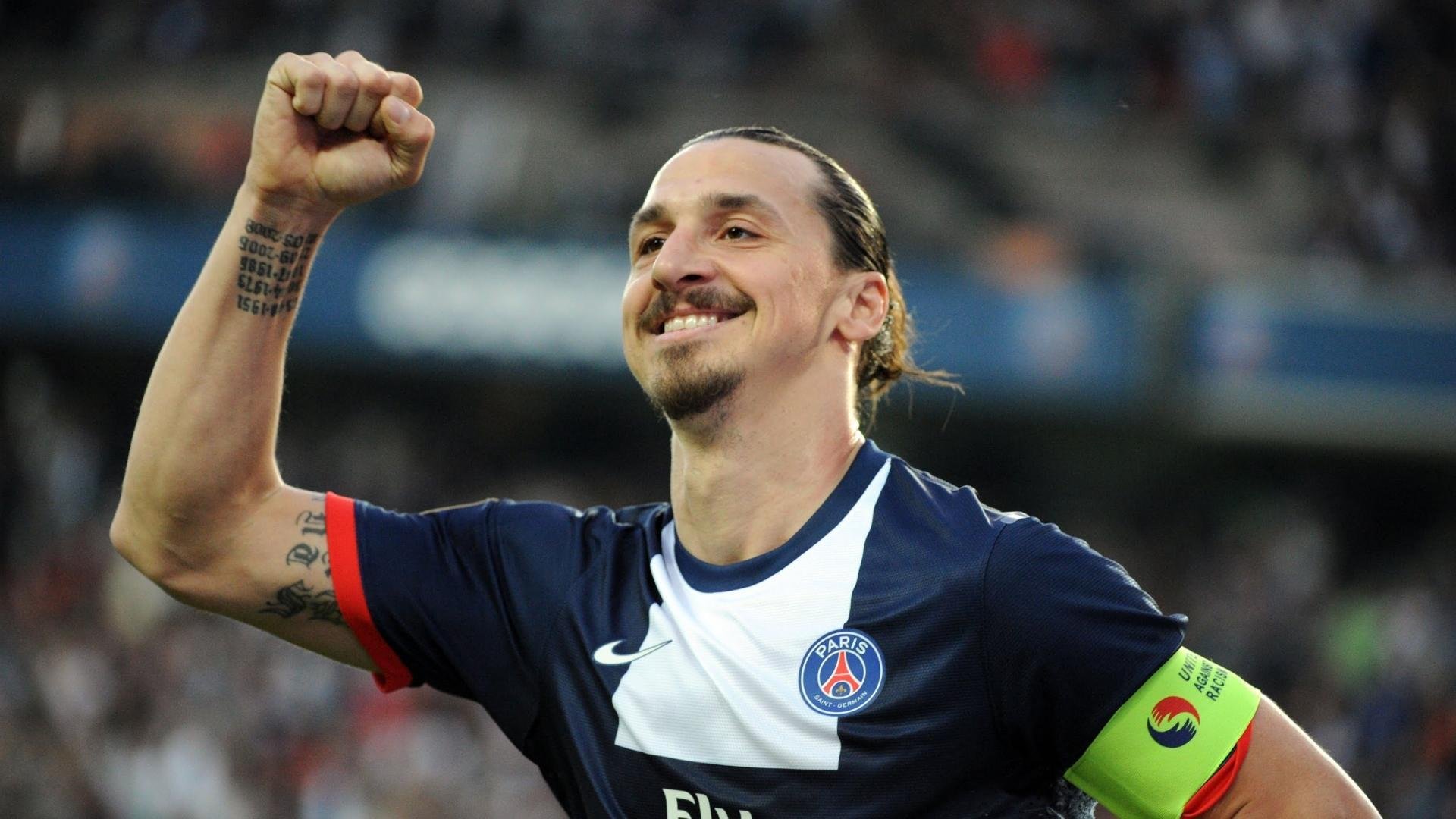 美洲杯荣耀时刻：英雄辈出成就奇迹，美洲杯冠军争夺